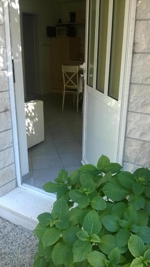Apartman Renata Omiš Exteriér fotografie